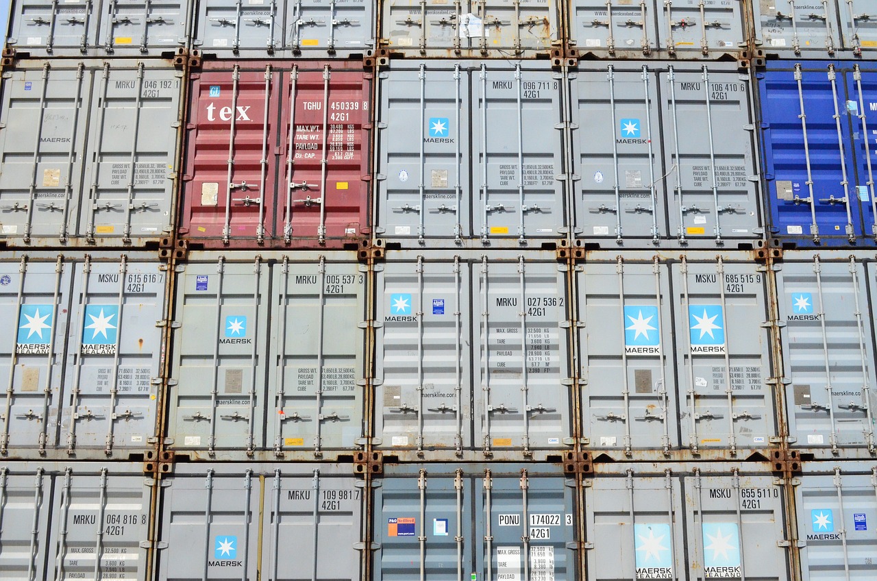 Skladovací kontejnery mají různou velikost. 